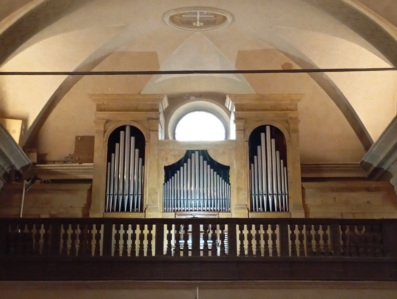 Visione dell’organo dalla chiesa