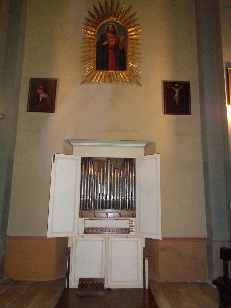 Visione dell'organo in chiesa